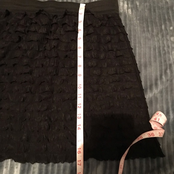 Black Ruffle Mini Skirt - Picture 3 of 3